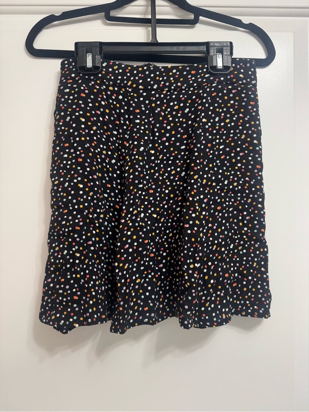 Reformation Confetti Flounce Mini Skirt Black Multicolor Polka Dot Size 0 EUC - Picture 6 of 6